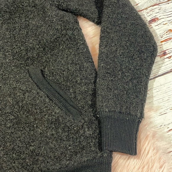 Aritzia Babaton Black Alpaca Blend Boucle Bomber Jacket - Picture 7 of 9